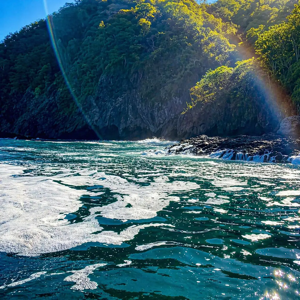Custom private boat tour exploring hidden beaches in Costa Rica